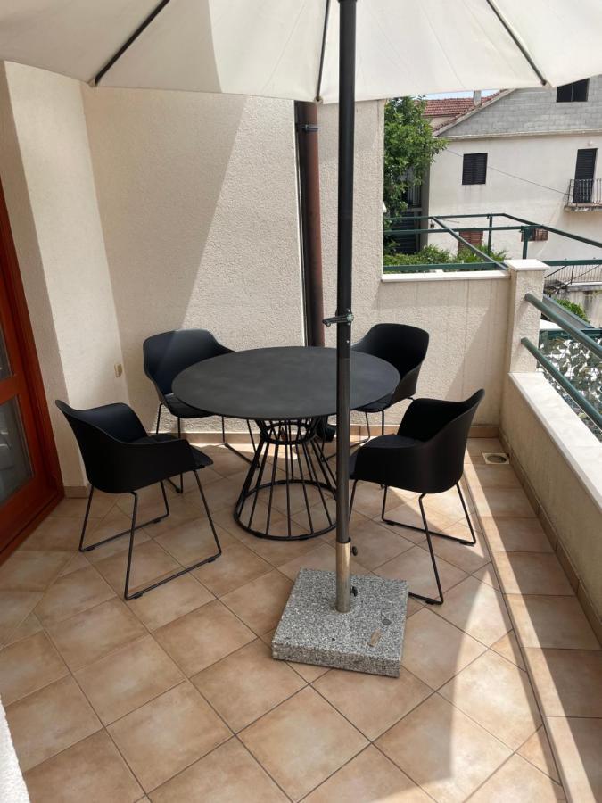 Apartments Belic With Pool 耶尔萨 外观 照片