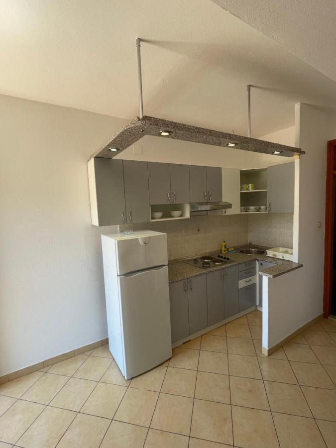 Apartments Belic With Pool 耶尔萨 外观 照片