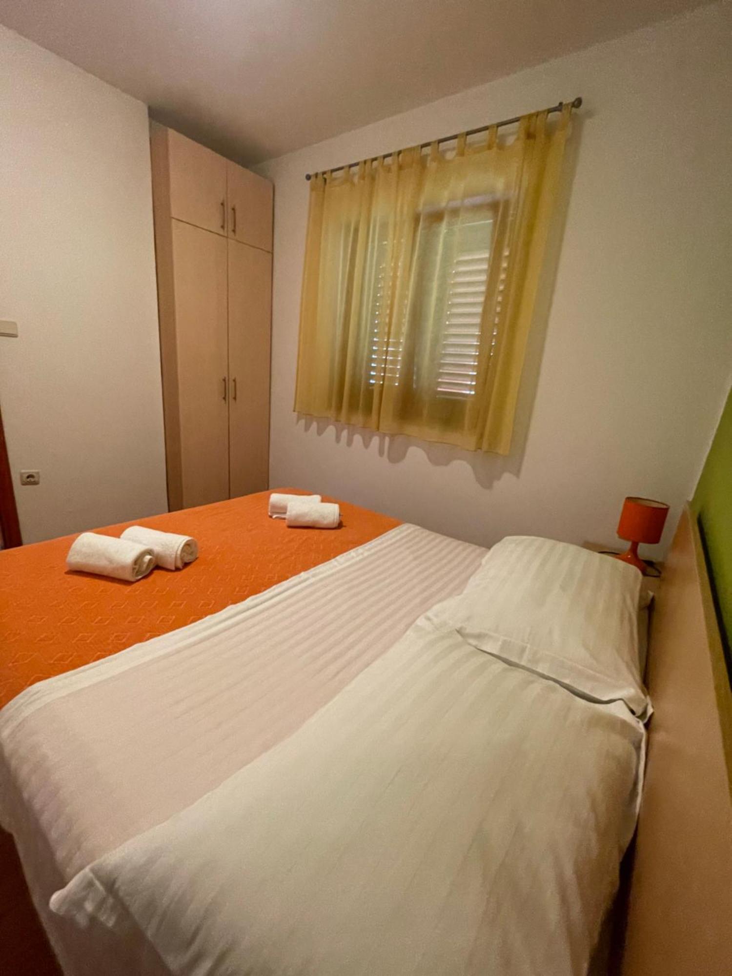 Apartments Belic With Pool 耶尔萨 外观 照片